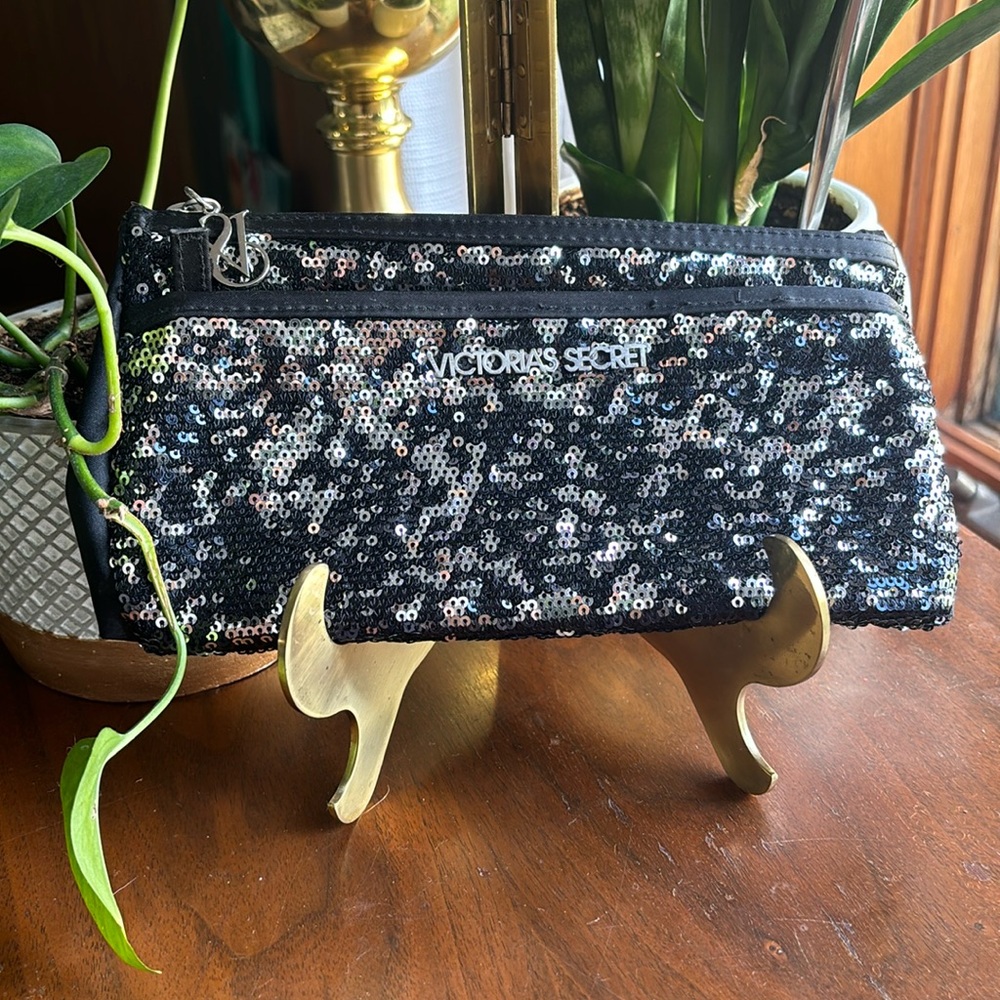 Victorias’s Secret Sequin Clutch